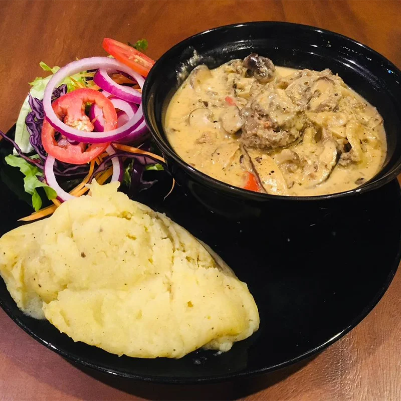 Stroganoff Stew – Beef meatballs in creamy paprika sauce